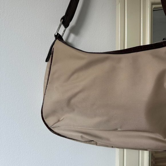 Elegant Tan and Brown Shoulder Bag - Picture 6 of 7